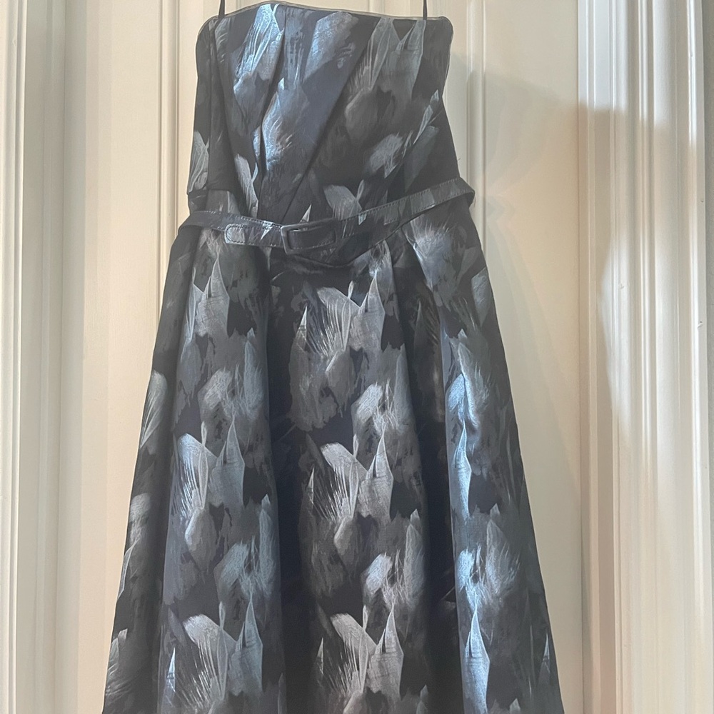 Cocktail dress. Brand “White and Black” Size 8. 
Wore one time,